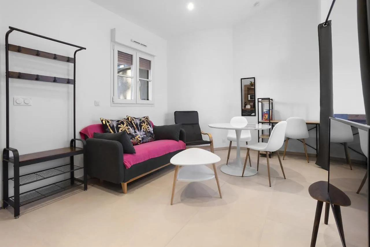 Studio Moderne 4 - Plage Frejus 0*,  France