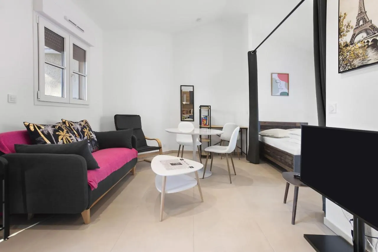 Apartment Studio Moderne 4 - Plage Frejus